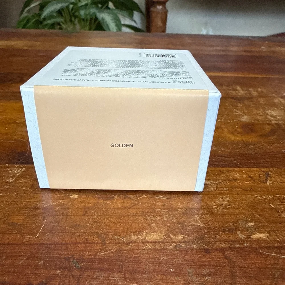 Haus Labs by Lady Gaga Bio-Blurring Loose Setting Powder in Golden